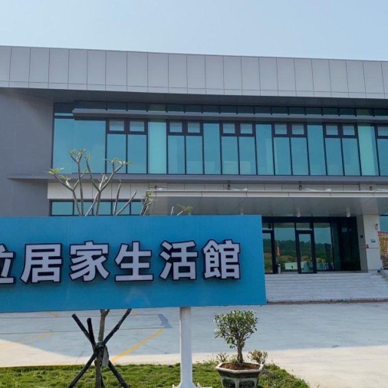 嘉義直營床墊門市寬敞明亮試躺空間與全系列護脊獨立筒床墊展示